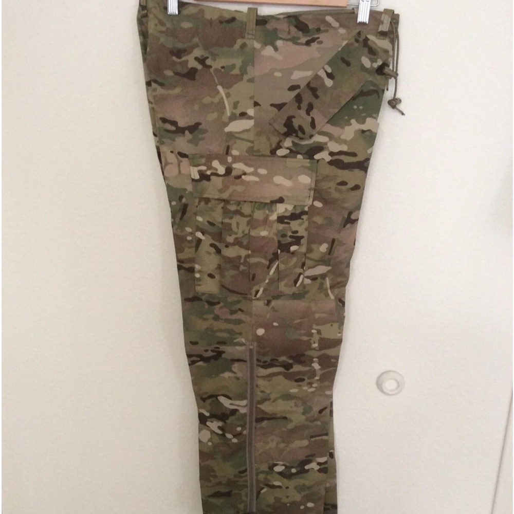 US Army Multicam APEC trousers size small regular